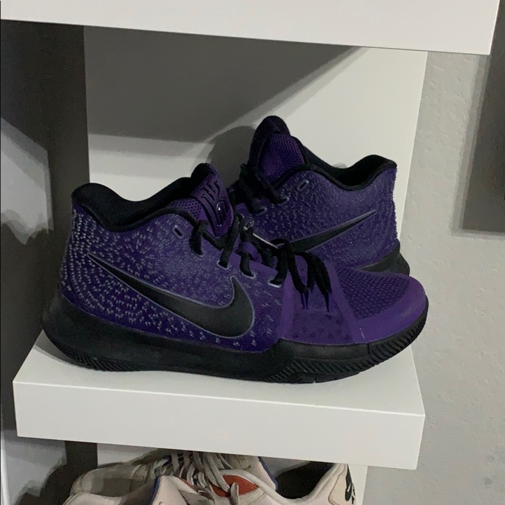 Nike Kyrie 3 iD